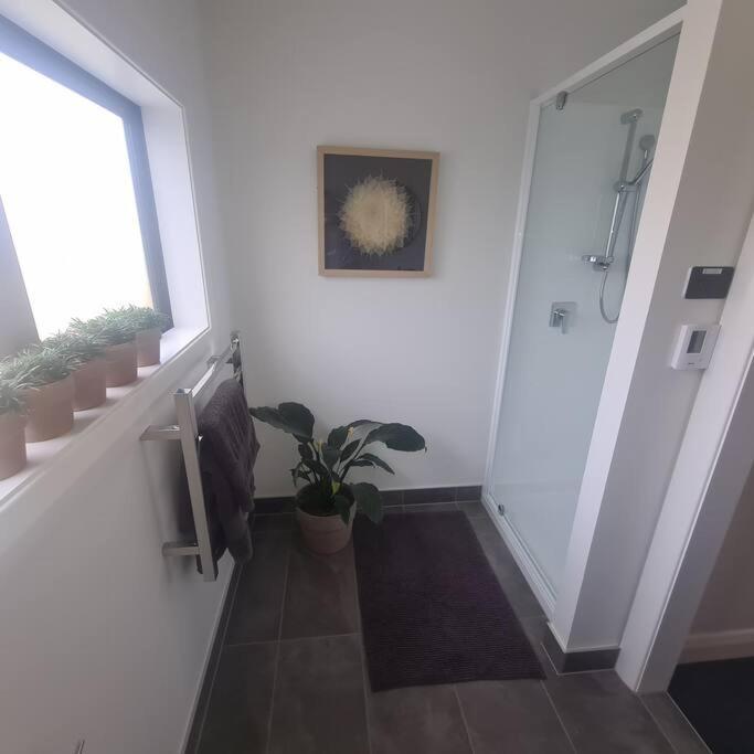 ביאנהיים Apartment 3 - Haddin Court - Industrial Glam מראה חיצוני תמונה